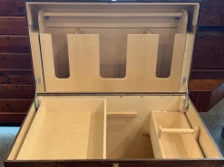 DS Hardwood Trunk with Bandage Lid