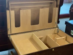 DS Hardwood Trunk with Bandage Lid